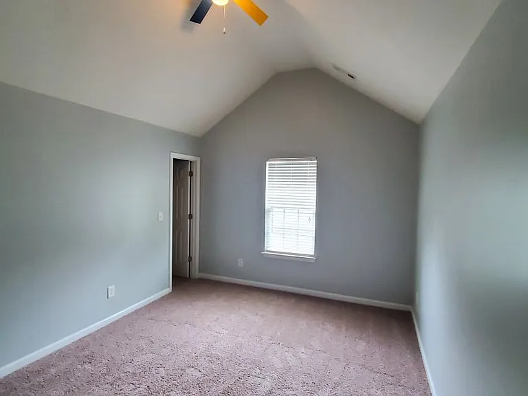 1921 Lexington Ave — Photo 18