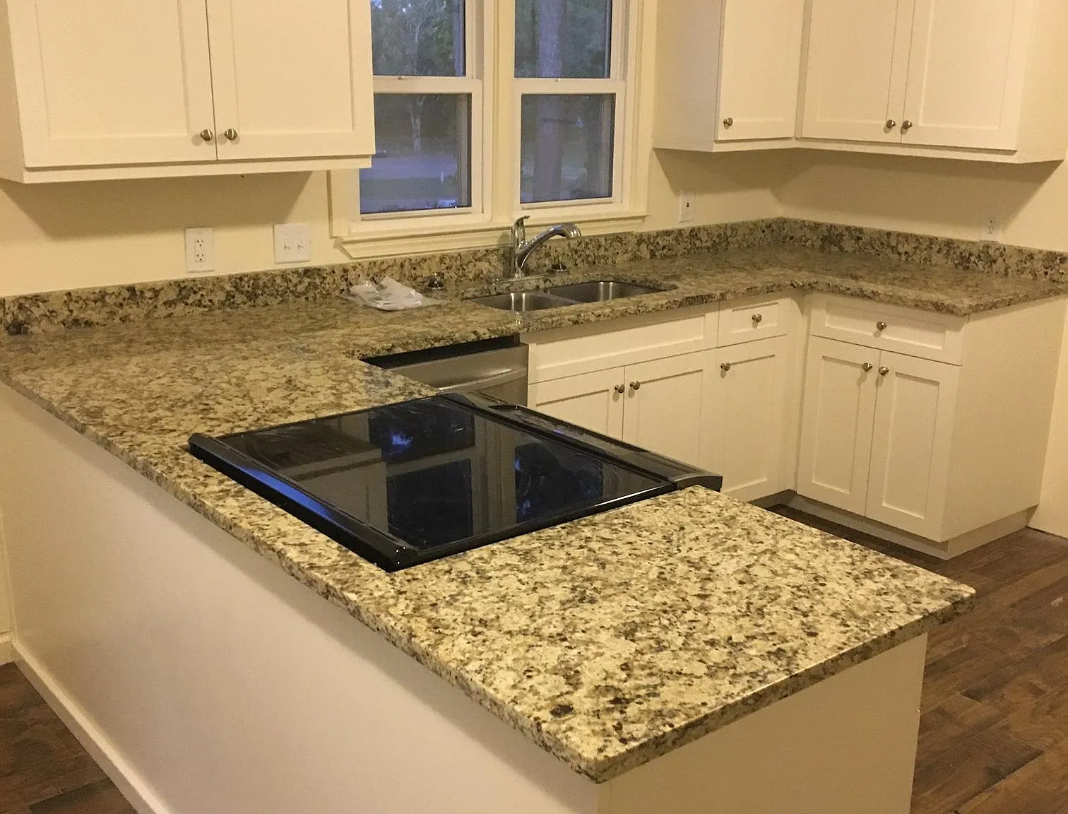 3 bed, 1539 sqft, $2,150 — Photo 2