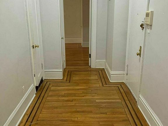 3rd image of 220 W 98th St APT 8G