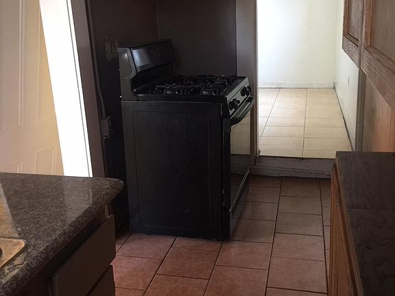 3rd image of 143 W Park St #143