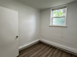 310 Speedvale Ave E #6, Guelph, ON N1E 1N2