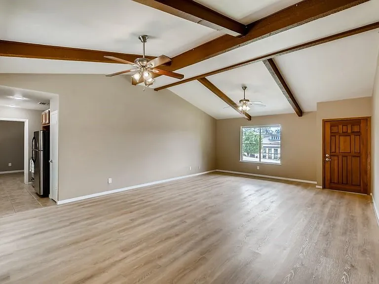 715 Vanguard St — Photo 9