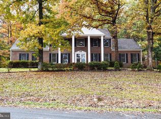 18514 Cabin Rd, Triangle, VA 22172