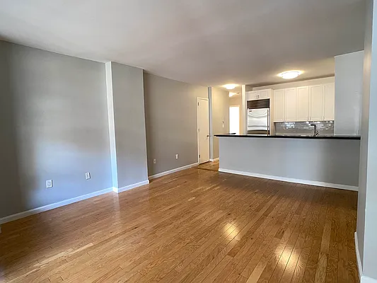 Rented by Tourma Realty LLC | media 14