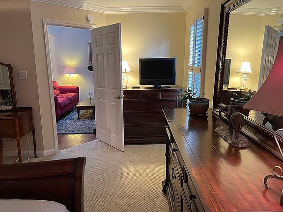 Master looking into LR