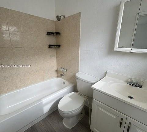 5th image of 5191 SW 22nd St