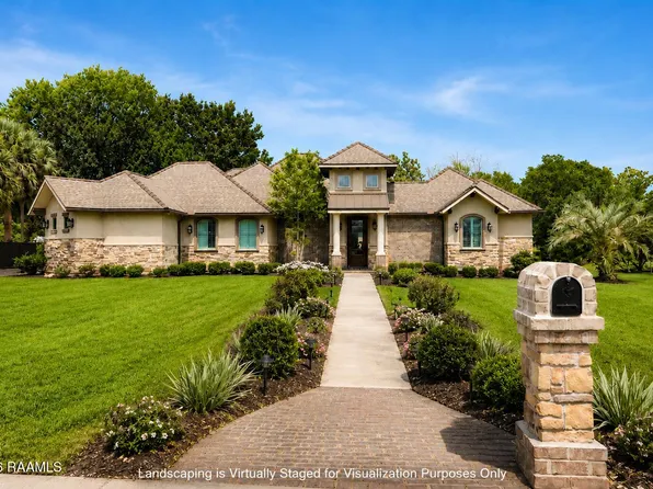 1008 Kern Dr, Breaux Bridge, LA 70517