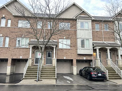 25 Viking Dr #44 Photo 1