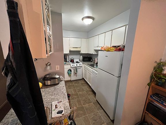 5th image of 408 Thurber Dr W APT 4