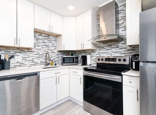 135 Neponset Ave APT 4, Dorchester, MA 02122