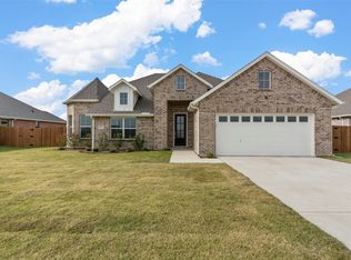 312 Timber Ridge Dr, Nevada, TX 75173