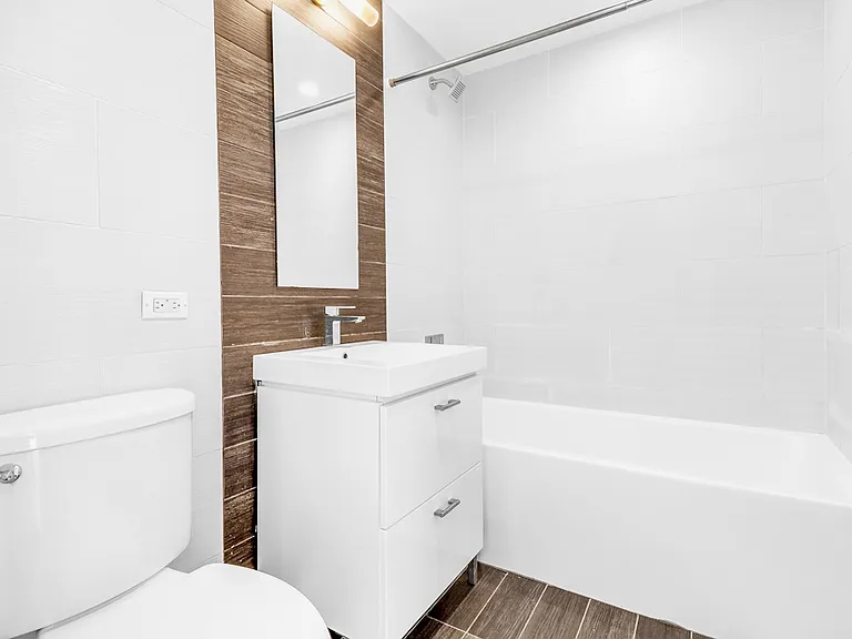 316 Bergen St #413 — Photo 9