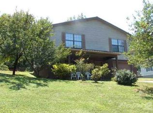 1402 Colony Cir, Morristown, TN 37813