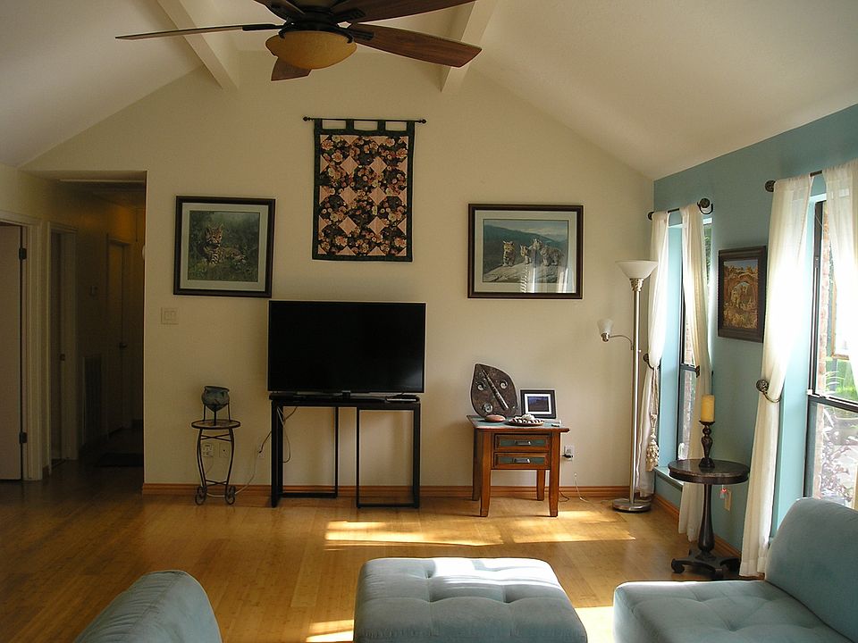 1st image of 117 April Waters Dr W