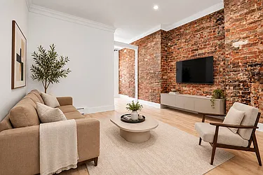 5 Spring Street, #3A