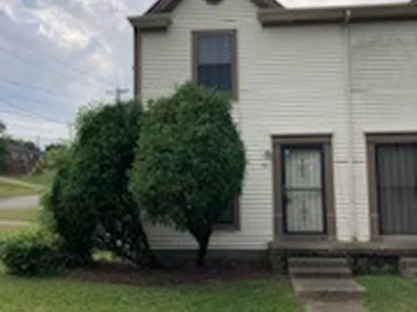 1301 Ewing Creek Dr, Nashville, TN 37207