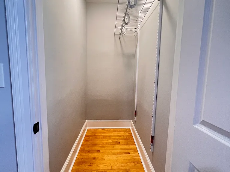 12 Winfield St #3R — Photo 25