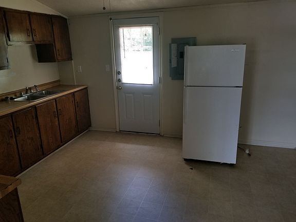 3rd image of 1801 N 22nd St