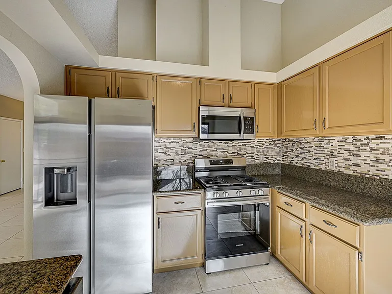 2723 Lovington Dr — Photo 17