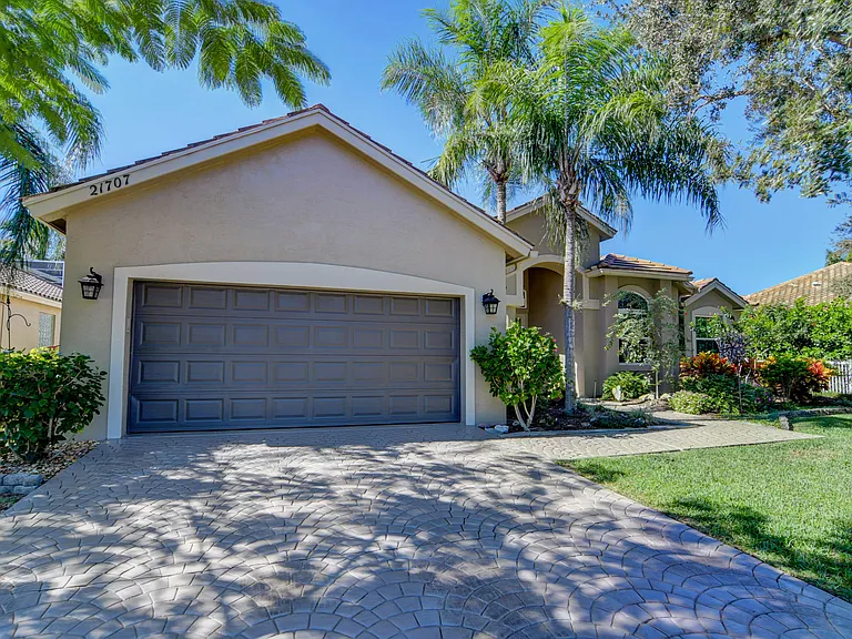21707 Abington Ct — Photo 4