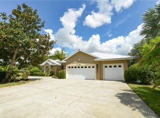 6380 37th St, Vero Beach, FL 32966