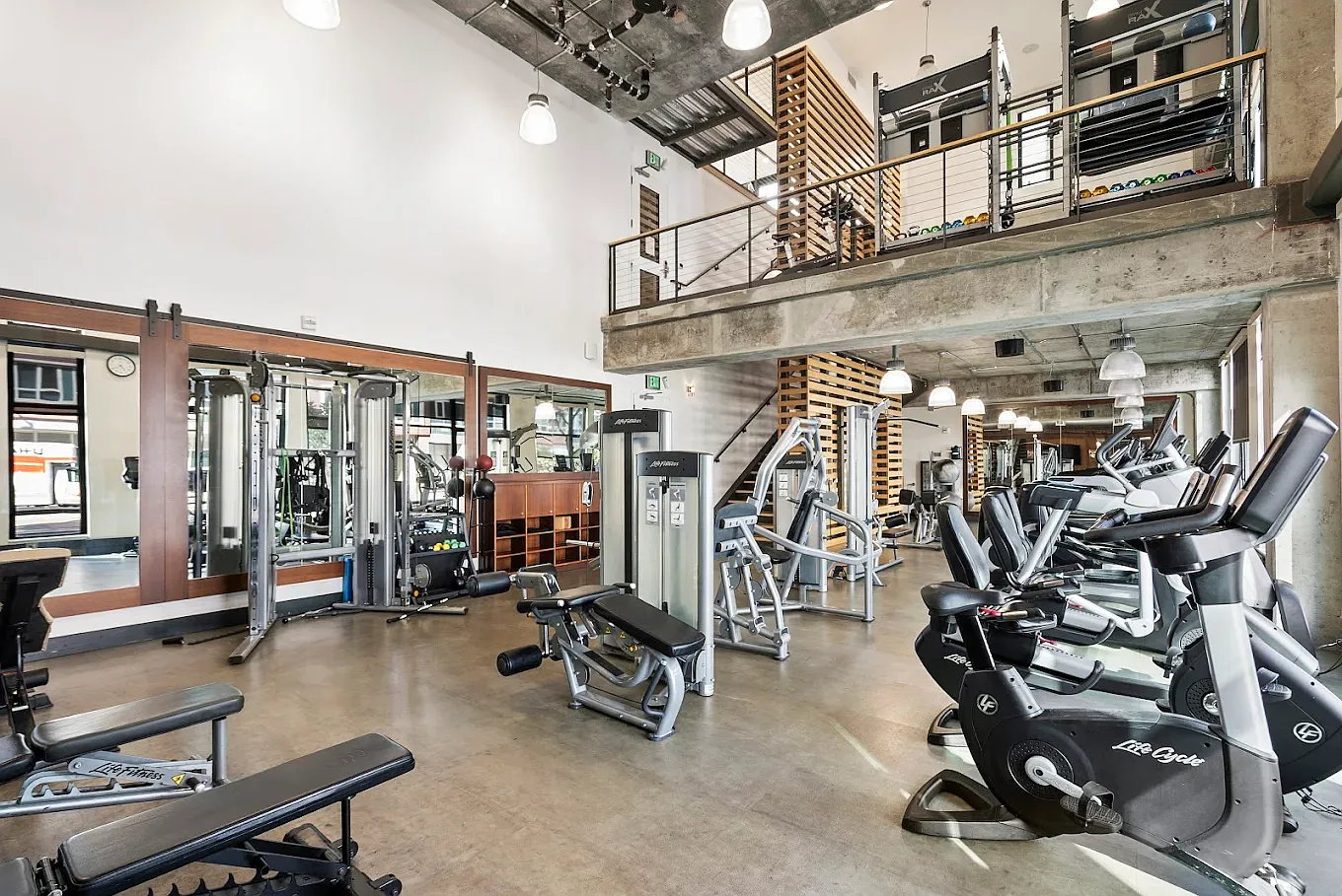 2 bed, 1150 sqft, $4,000 — Photo 3