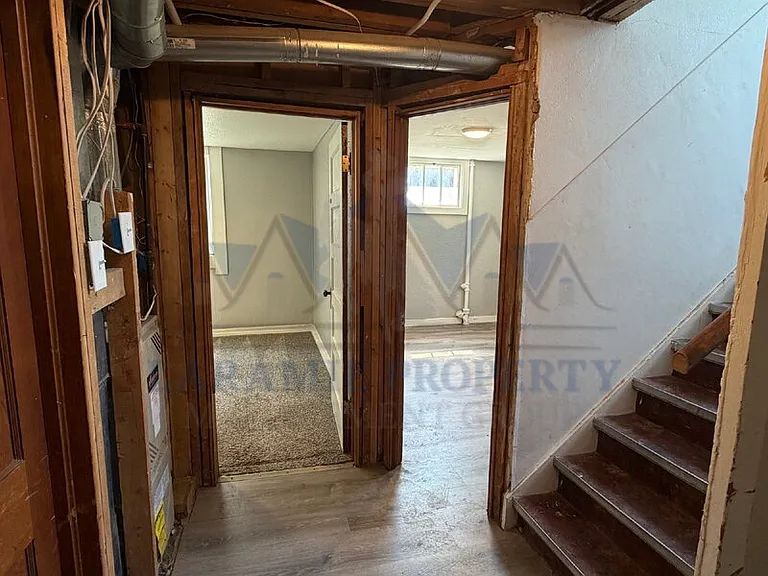 918 E Gibbon St — Photo 8