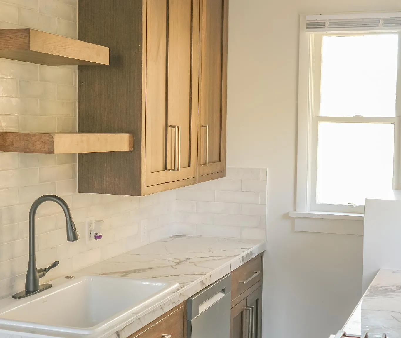 2 bed, 650 sqft, $1,750 — Photo 1