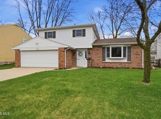 3906 Sylvan Wood Dr, Sylvania, OH