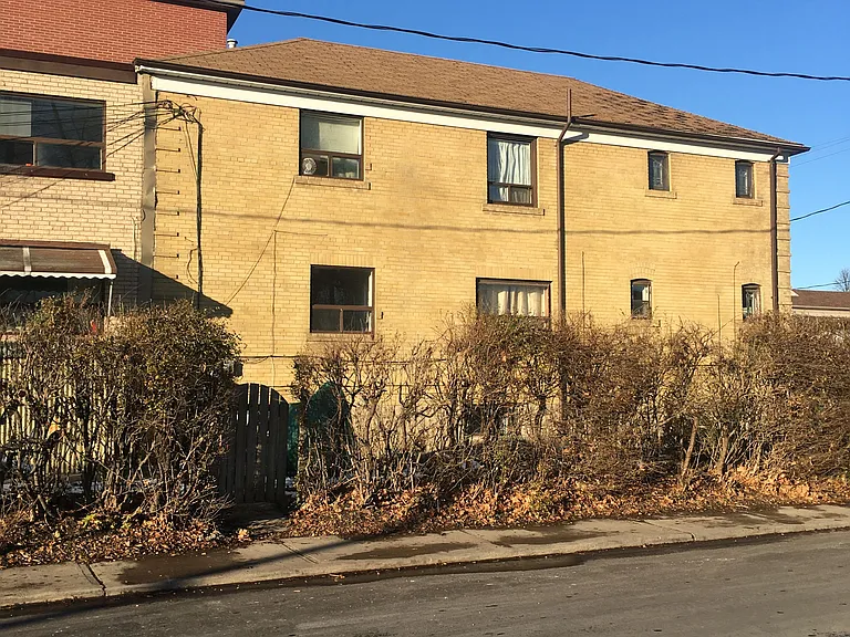 118 Christie St #3 — Photo 1