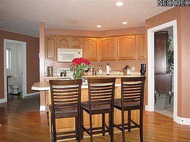 5th image of 1215 Riverwoods Dr