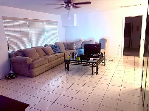 171 SE 28th Ave Photo 1