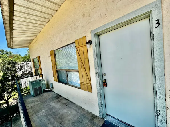 1128 E. Main St Apts., 1128 Main St #Msa3, Kerrville, TX 78028