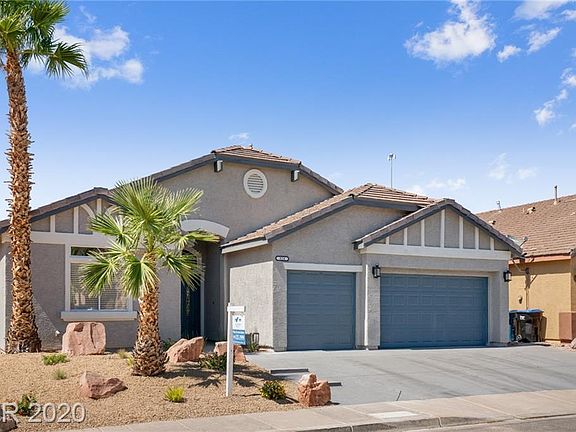 3rd image of 824 Viento Del Montagna Ave