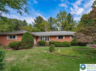 1410 Stoke Park Rd, Bethlehem, PA 18017