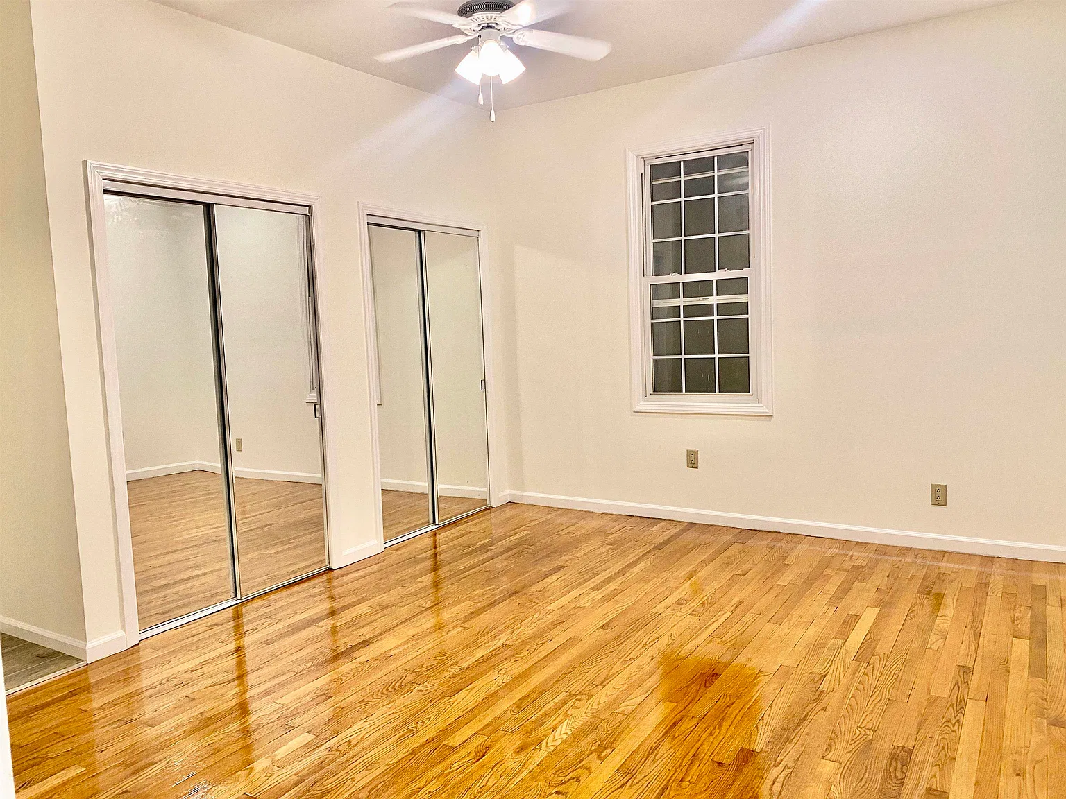 2 bed, 1.0 bath, $2,600 — Photo 3