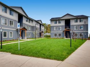 135 N 3rd St #103, Jefferson, OR 97352
