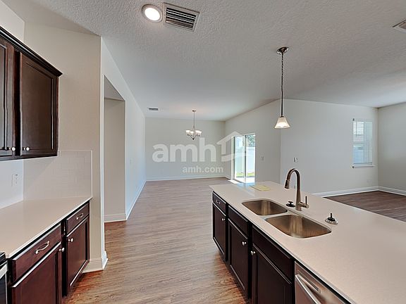 4th image of 1159 Sky Lakes Dr