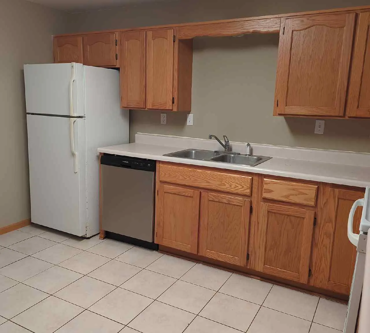 408 Ming St - D — Photo 3