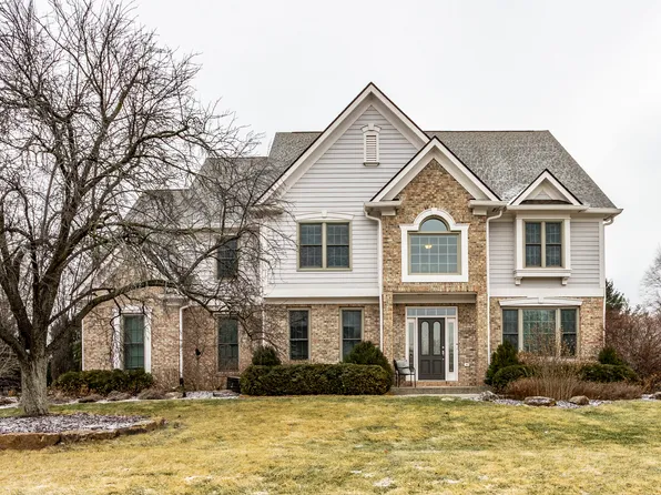 13803 Smokey Ridge Dr, Carmel, IN 46033