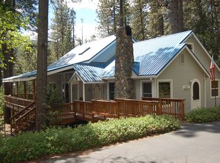 11511 Pickwick St, Kyburz, CA 95720