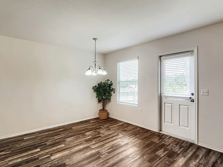 9421 China Rose Dr — Photo 10