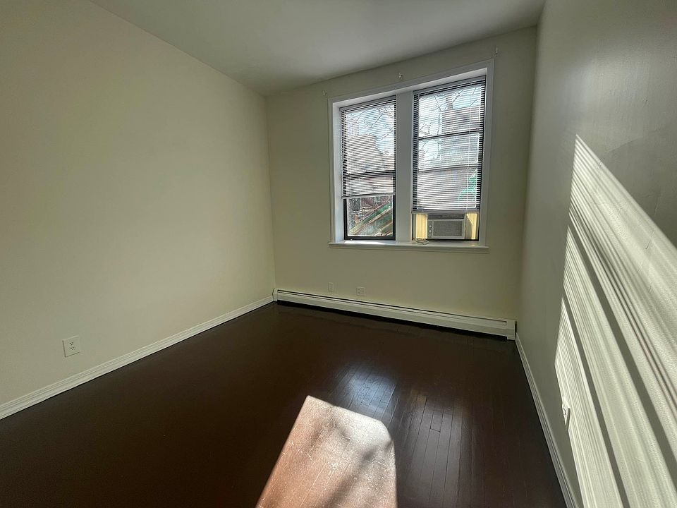 1st image of 108 Graham Ave #2A