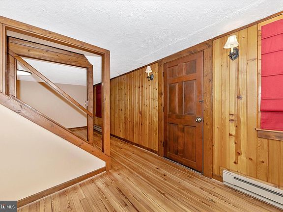 2nd image of 6529 Mountaindale Rd