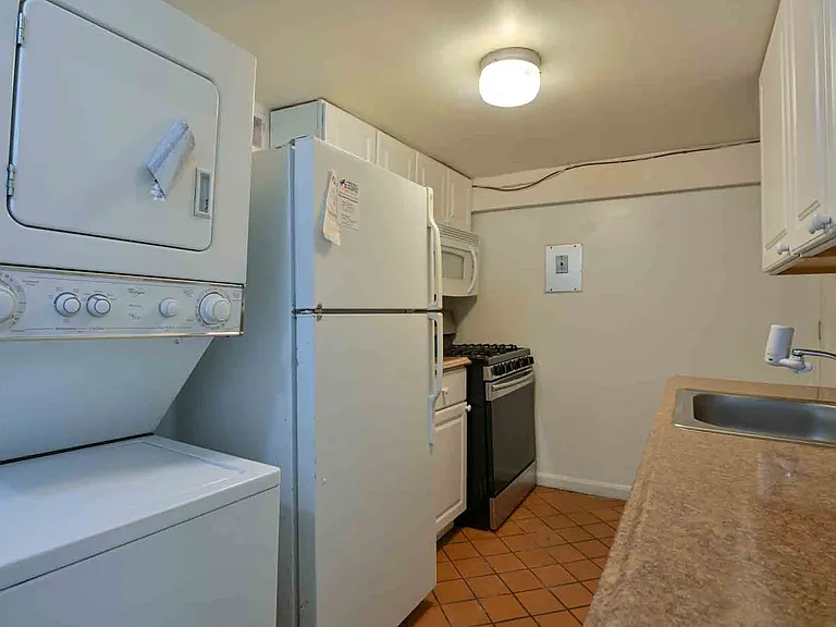 924 N Carolina Ave SE #BASEMENT — Photo 8