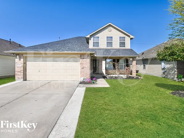 8003 Ginger Park Dr, Baytown, TX 77521