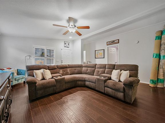 4th image of 10018 Elderberry Park Ln