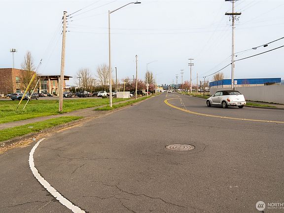 2nd image of 0 9th Avenue