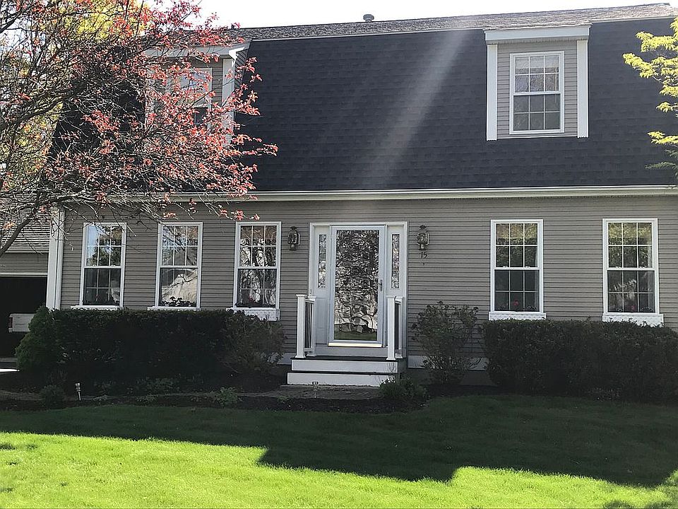 1st image of 15 Lookout Ln