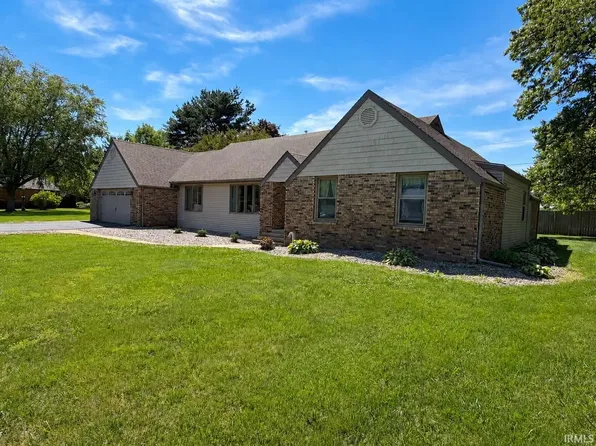 3321 Gregory Farm Vlg, Rochester, IN 46975